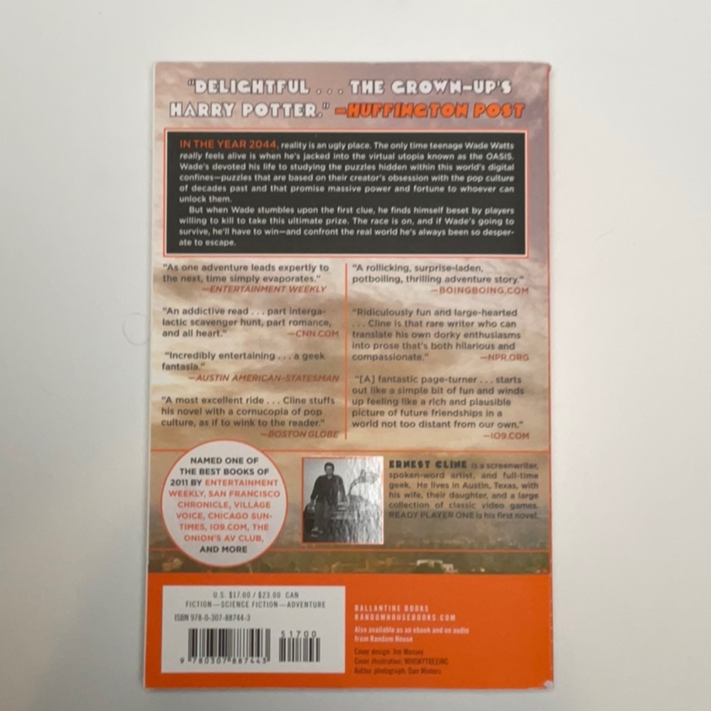Paperback Book - Ready Player One - Picture 2 of 3